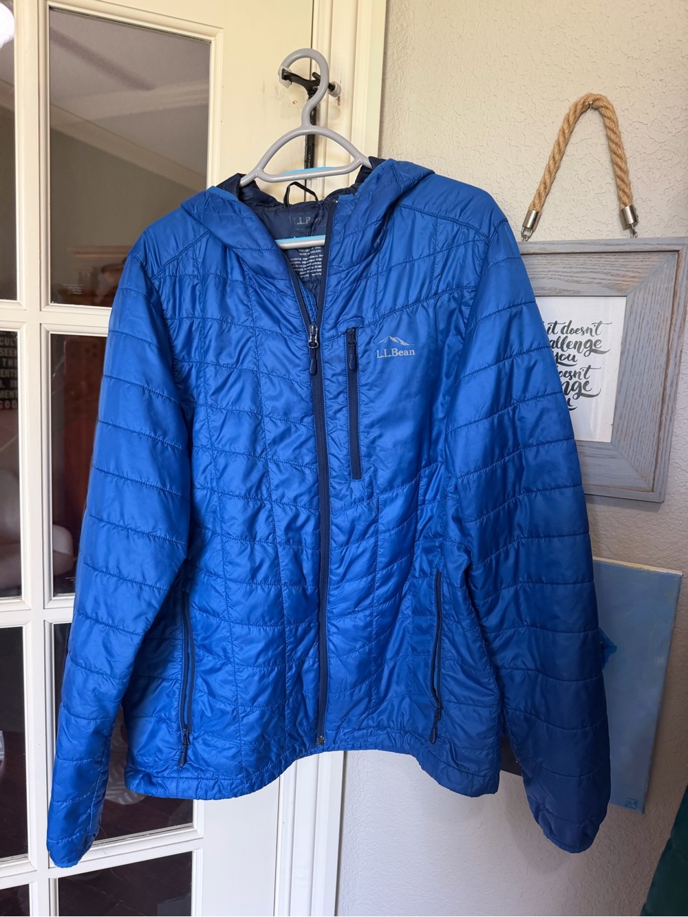 Men’s L.L. Bean Packable Down Hooded Jacket Sz L - Picture 5 of 5